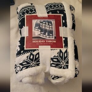 Holiday throw 50in-70in